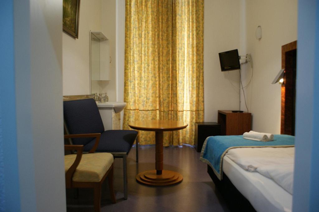 Garni Aaberna Berlijn